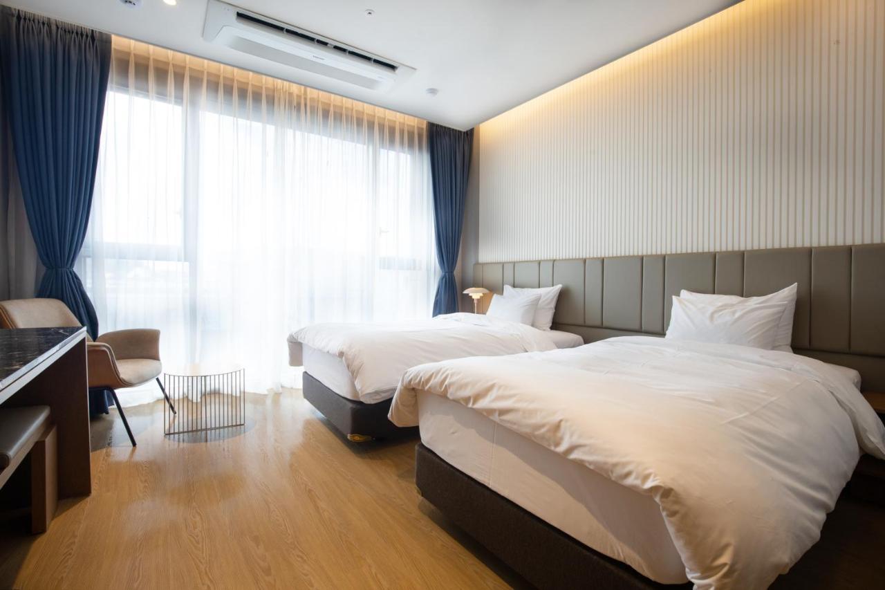 Jeonju Tourist Hotel Kkotsim Екстер'єр фото