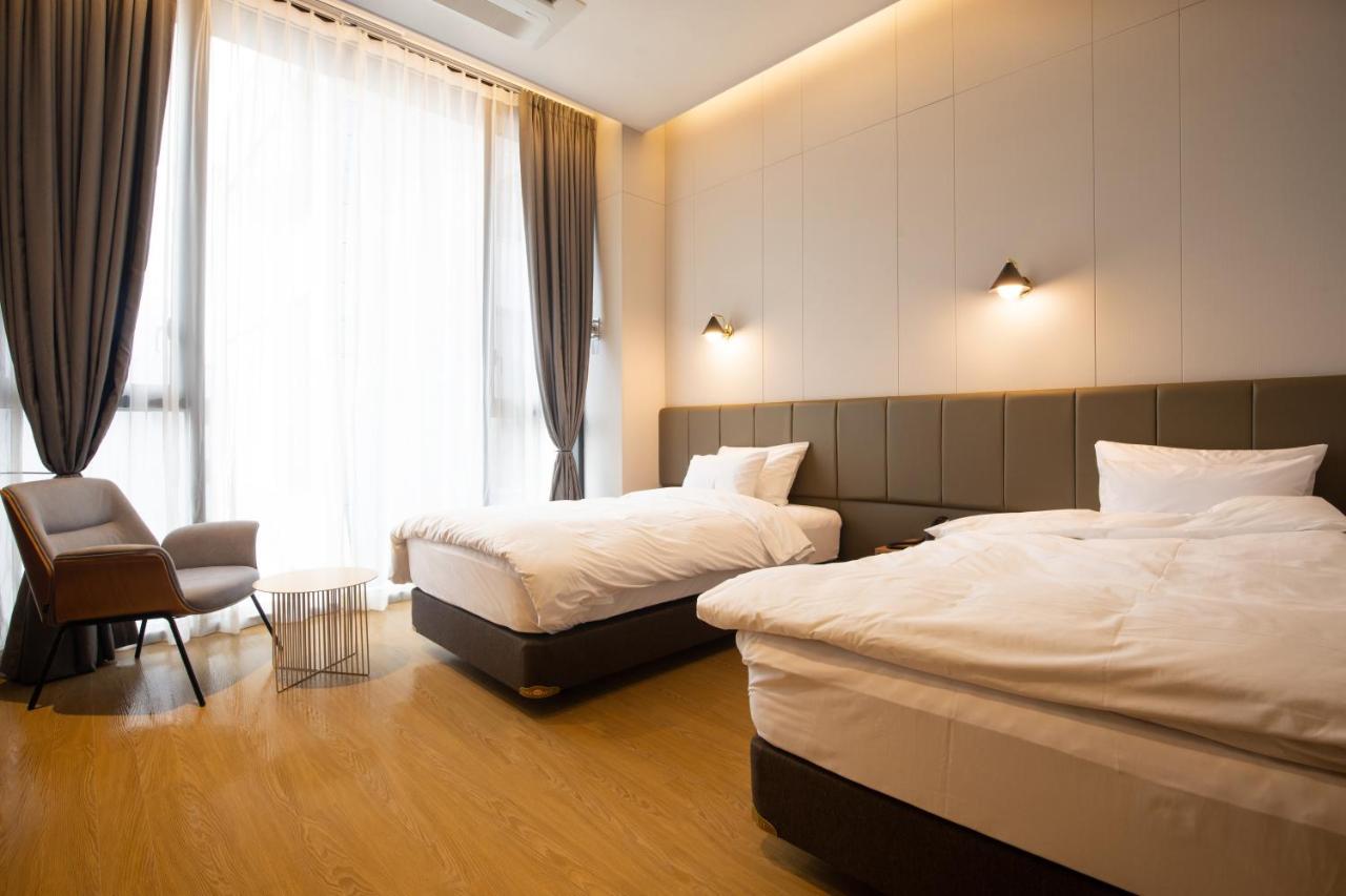 Jeonju Tourist Hotel Kkotsim Екстер'єр фото